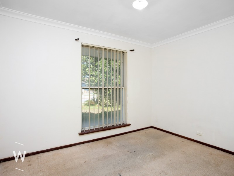 43 Nanovich Avenue, Girrawheen WA 6064