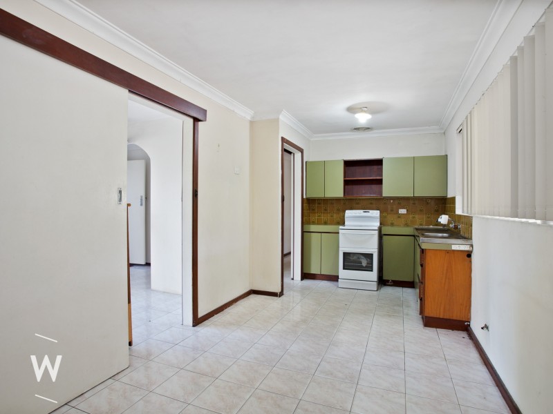 43 Nanovich Avenue, Girrawheen WA 6064