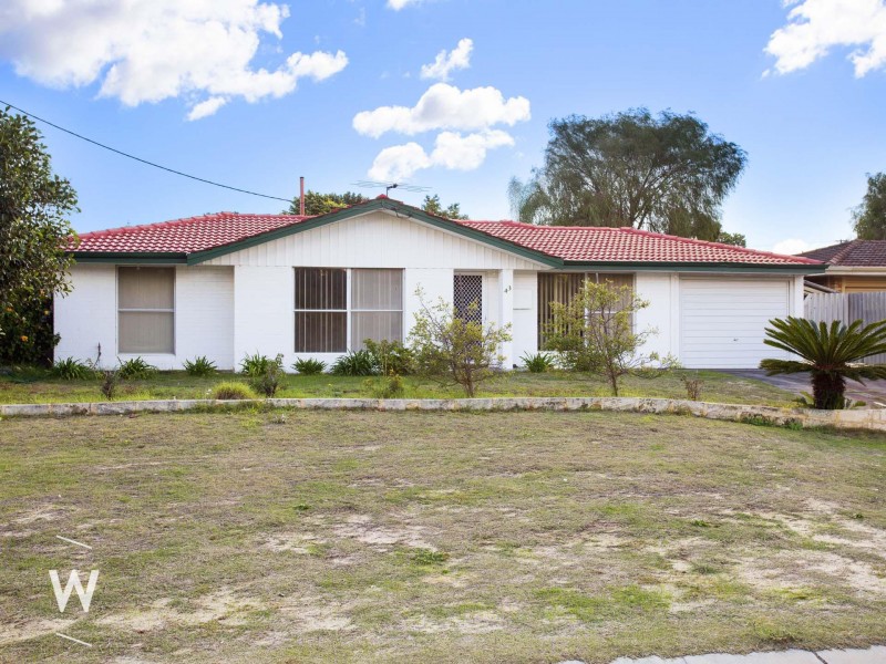 43 Nanovich Avenue, Girrawheen WA 6064