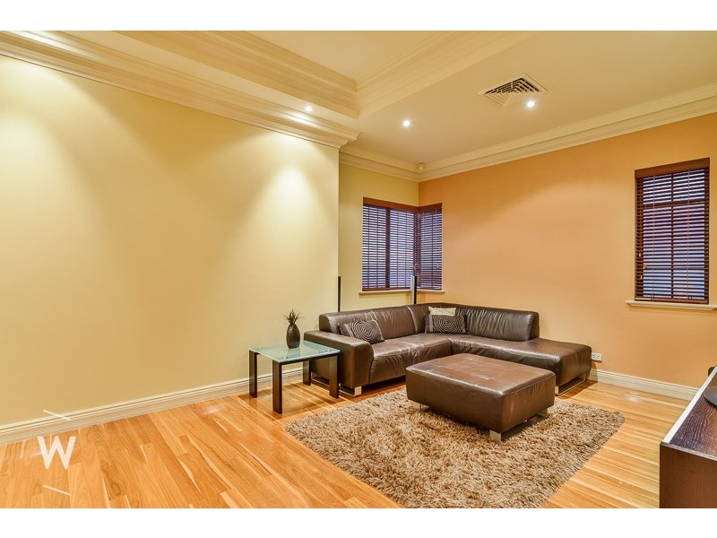 8B Onslow Street, South Perth WA 6151