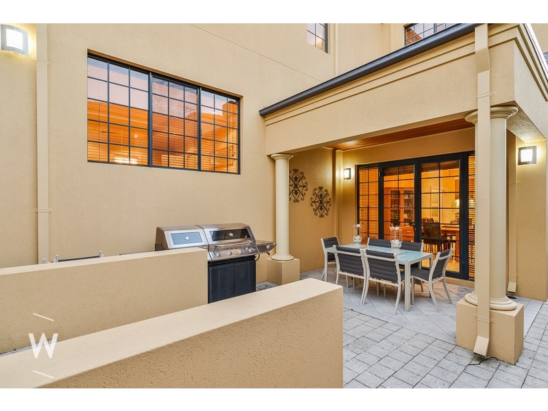 8B Onslow Street, South Perth WA 6151