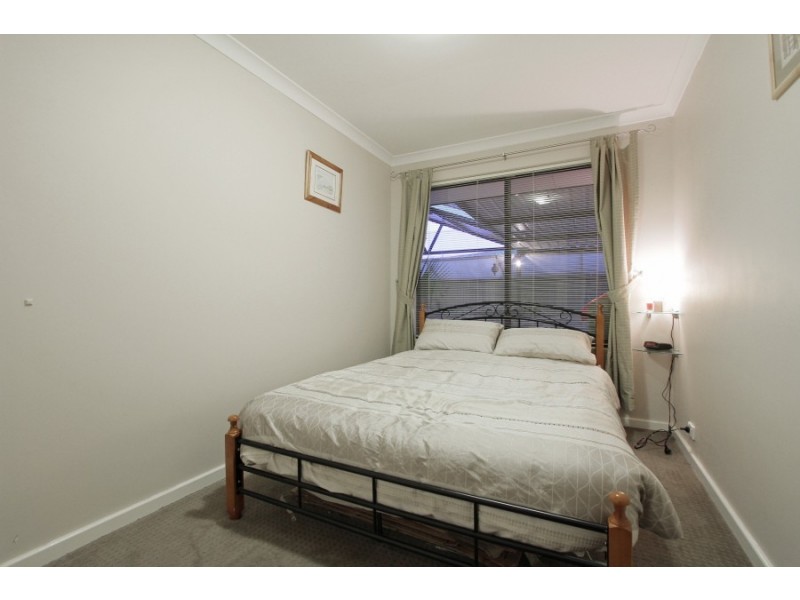 4 Calder Way, Atwell WA 6164