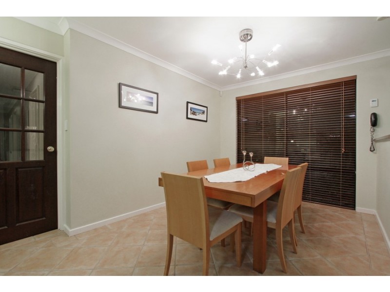 4 Calder Way, Atwell WA 6164