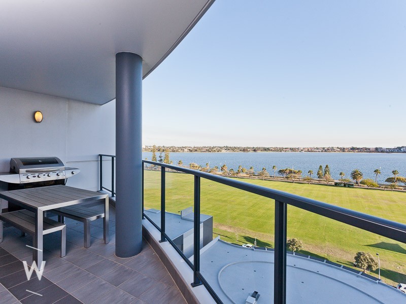 31/98 Terrace Road, East Perth WA 6004