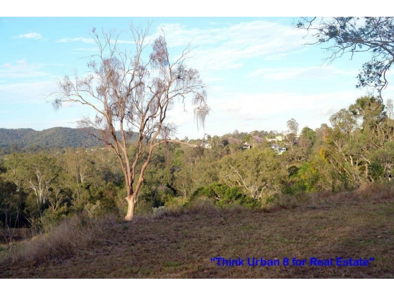 4 Kintyre Street, Brookfield QLD 4069