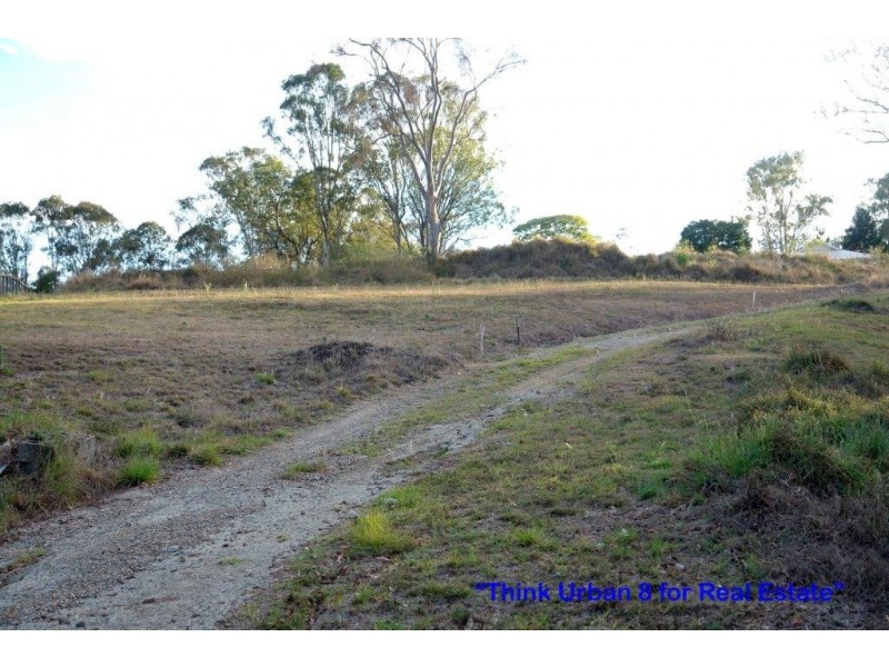 4 Kintyre Street, Brookfield QLD 4069