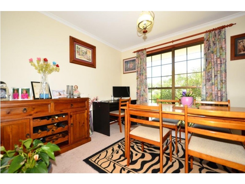 20 Allspice Street, Bellbowrie QLD 4070