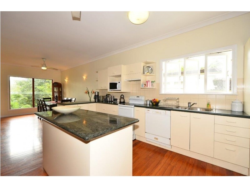 105 Jerrang Street, Indooroopilly QLD 4068