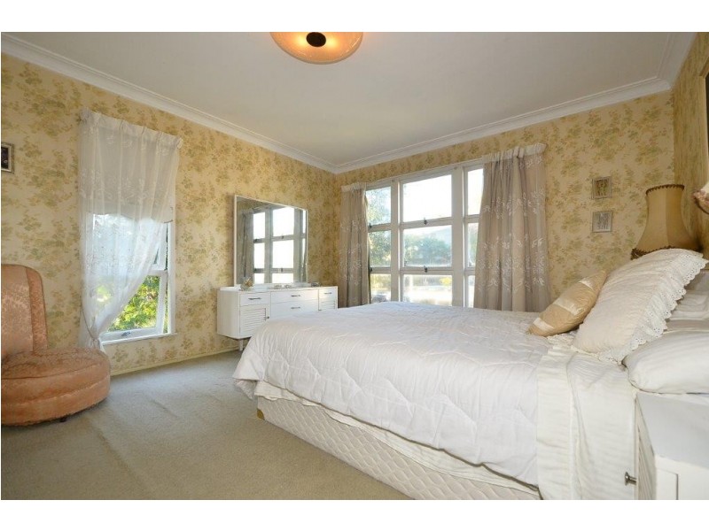 101 Jerrang Street, Indooroopilly QLD 4068