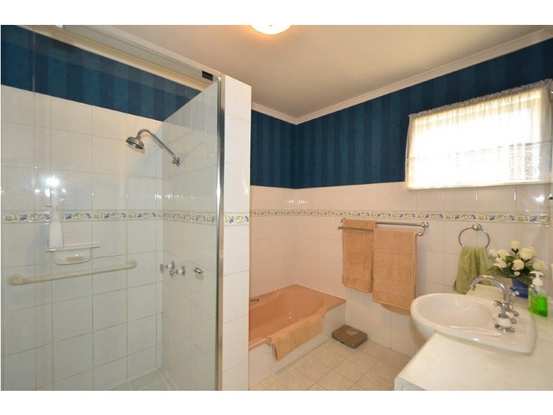 101 Jerrang Street, Indooroopilly QLD 4068