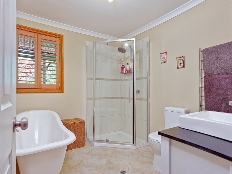 108 Urch Road, Roleystone WA 6111