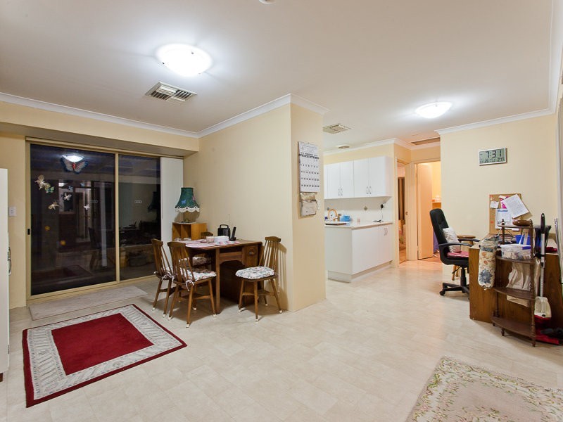30 Rushton Terrace, Mount Nasura WA 6112