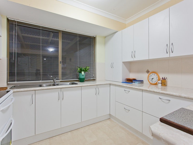 30 Rushton Terrace, Mount Nasura WA 6112