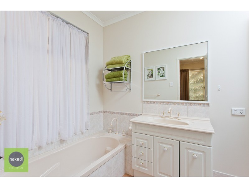 2 O’Neill Place, Bedfordale WA 6112