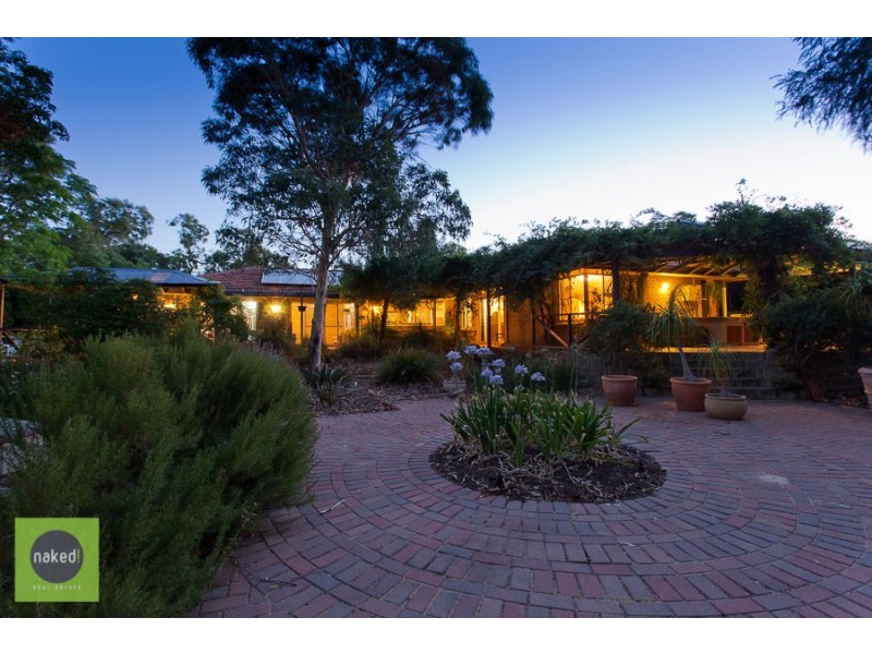 31 Blackwood Drive, Mount Nasura WA 6112