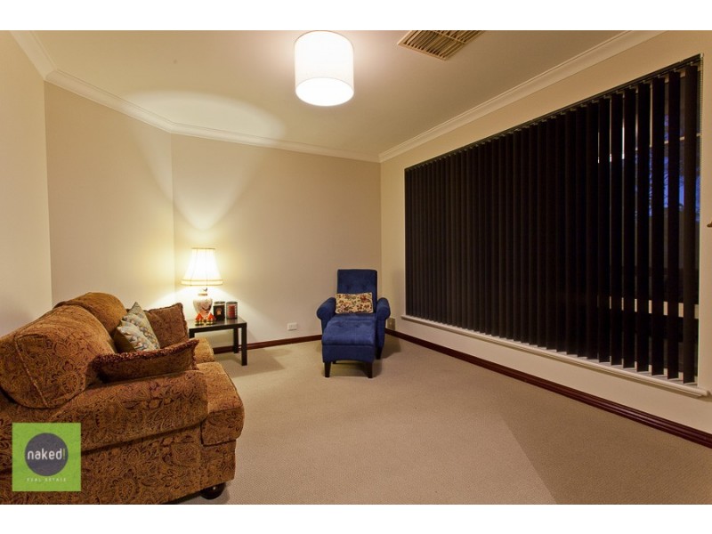 31 Blackwood Drive, Mount Nasura WA 6112