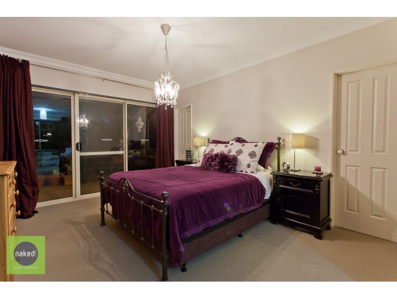 31 Blackwood Drive, Mount Nasura WA 6112