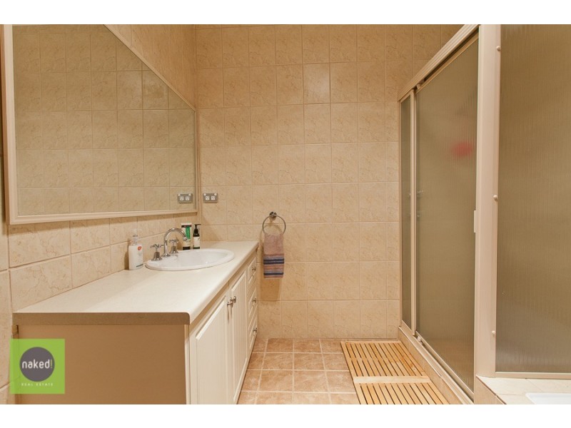 31 Blackwood Drive, Mount Nasura WA 6112