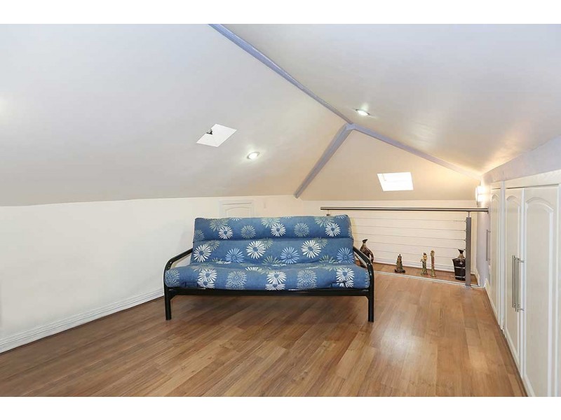 1 Nyjong Street, Kenwick WA 6107