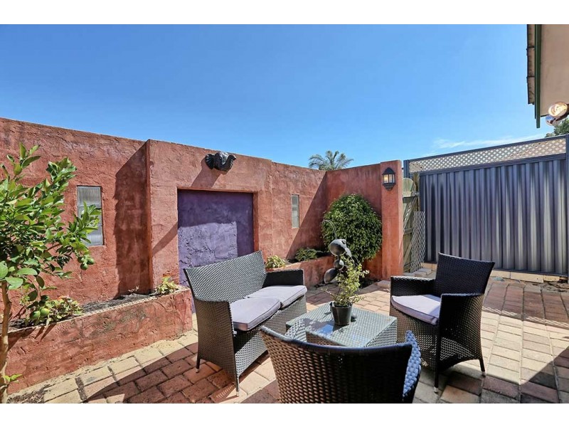 1 Nyjong Street, Kenwick WA 6107