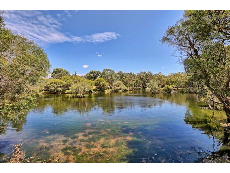 1 Nyjong Street, Kenwick WA 6107