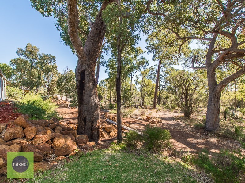25 Frances Gregory Drive, Bedfordale WA 6112