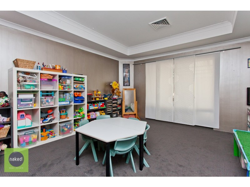 121 Comrie Road, Canning Vale WA 6155