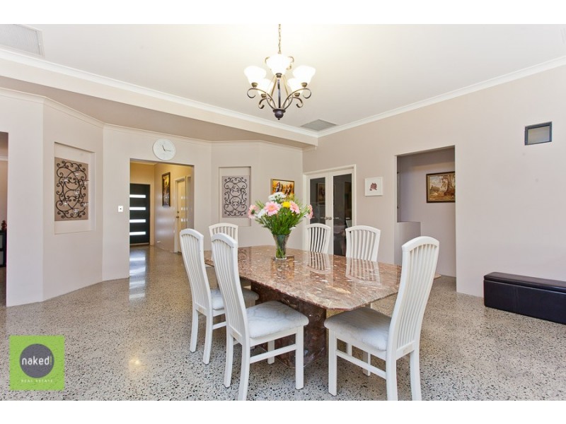 121 Comrie Road, Canning Vale WA 6155