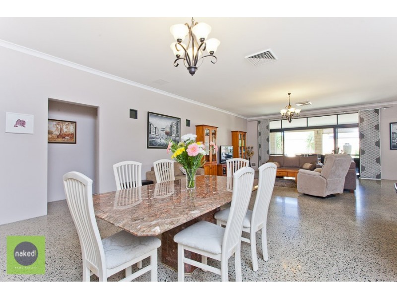 121 Comrie Road, Canning Vale WA 6155