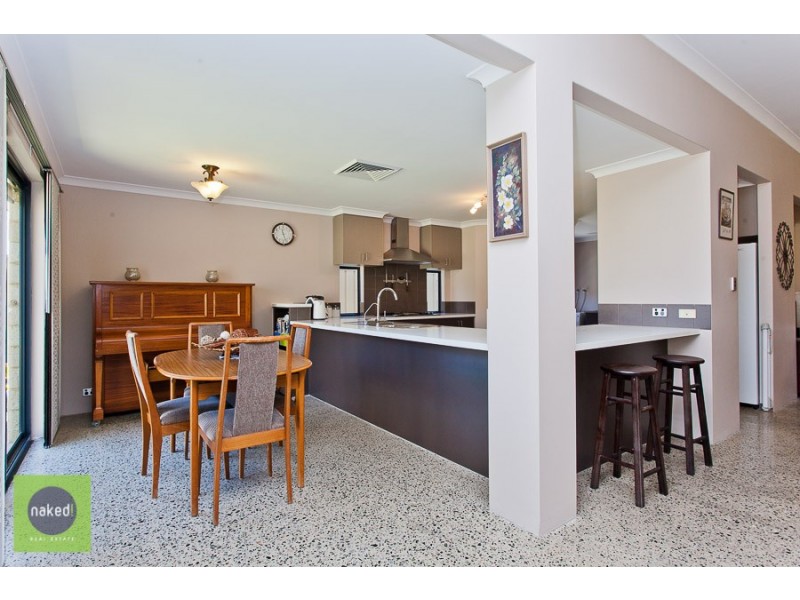 121 Comrie Road, Canning Vale WA 6155