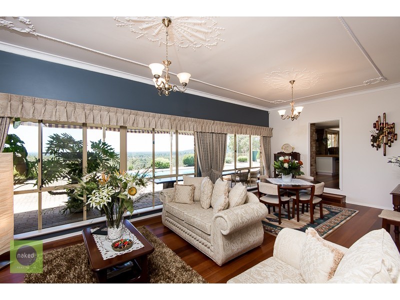 12 Rushton Terrace, Mount Nasura WA 6112