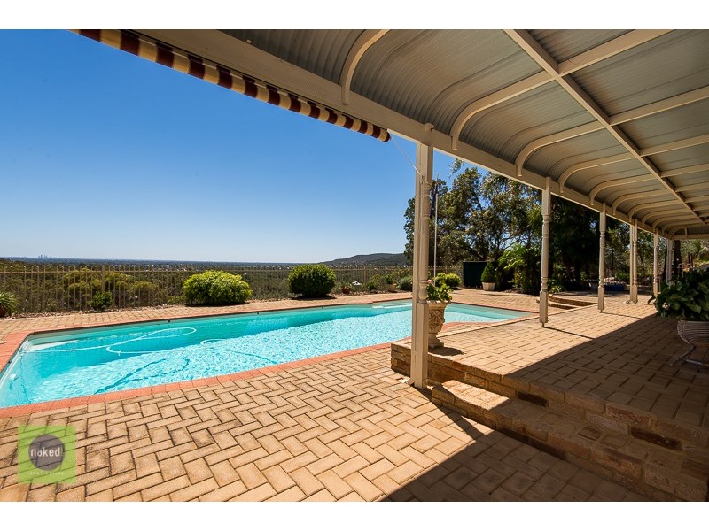 12 Rushton Terrace, Mount Nasura WA 6112