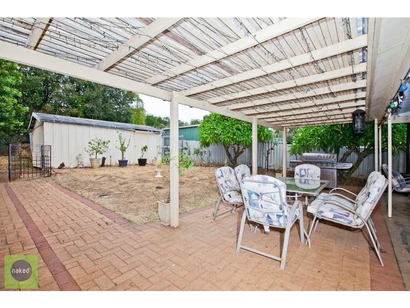 3186 Albany Highway, Mount Nasura WA 6112