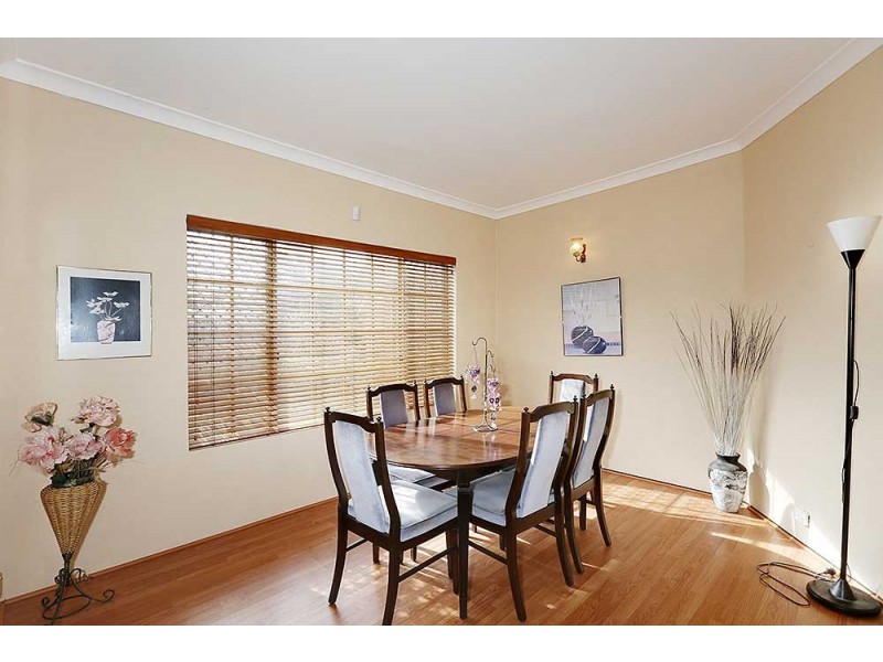 90 Mustang Road, Champion Lakes WA 6111