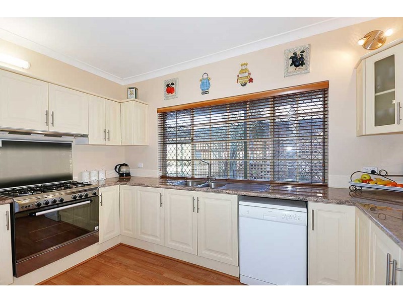 90 Mustang Road, Champion Lakes WA 6111