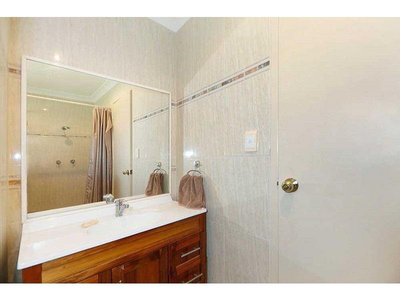 90 Mustang Road, Champion Lakes WA 6111