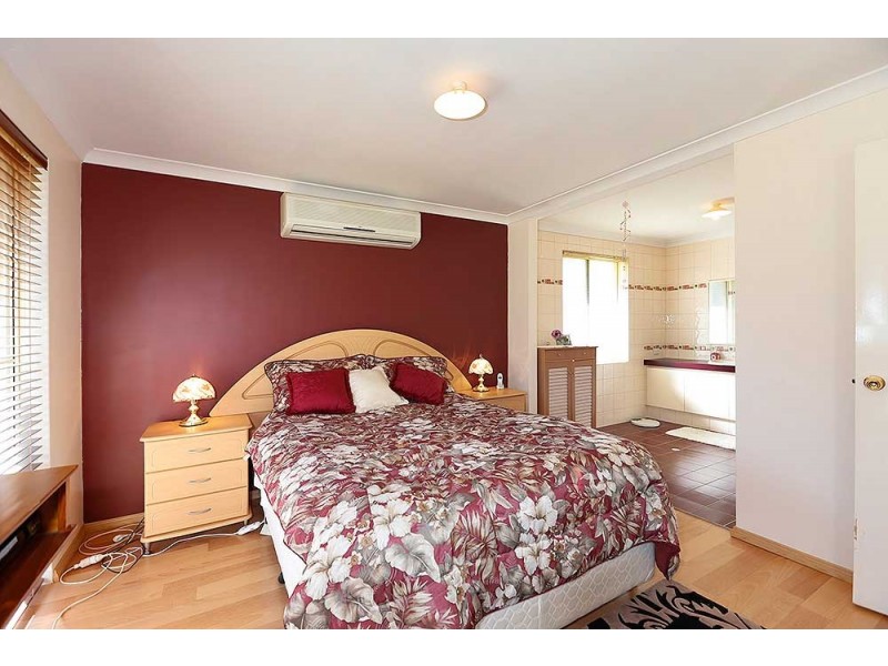 90 Mustang Road, Champion Lakes WA 6111