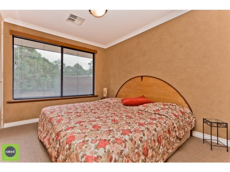 8 Wallangarra Drive, Bedfordale WA 6112