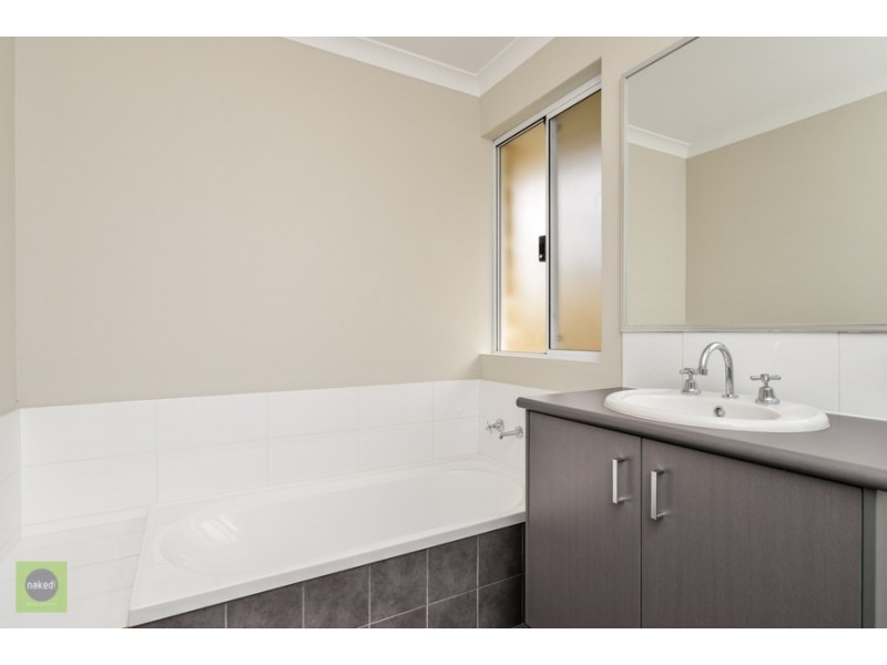 1/33 Kirkpatrick Court, Seville Grove WA 6112