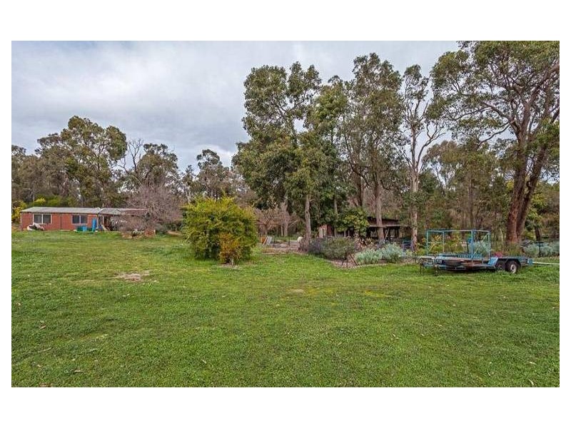 475 Hummerston Street, Mount Helena WA 6082