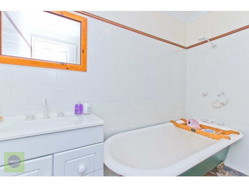 22 Camfield Place, Bedfordale WA 6112