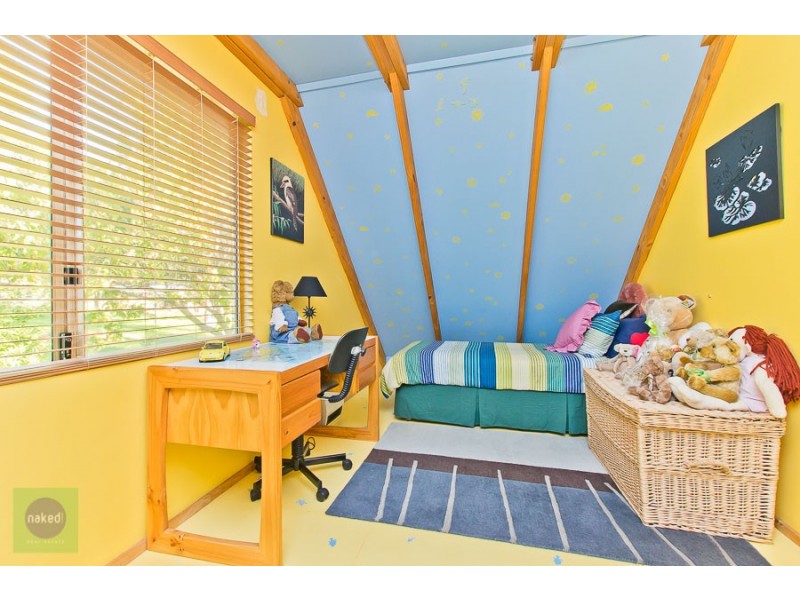 22 Camfield Place, Bedfordale WA 6112