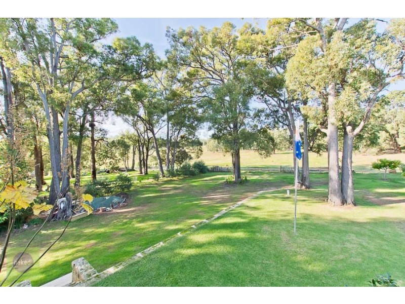 22 Camfield Place, Bedfordale WA 6112