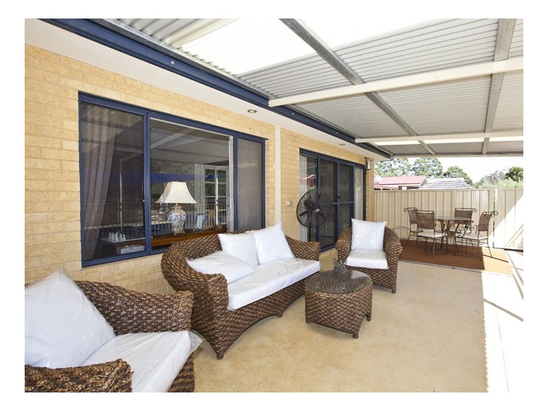 22 Arania Place, Bedfordale WA 6112