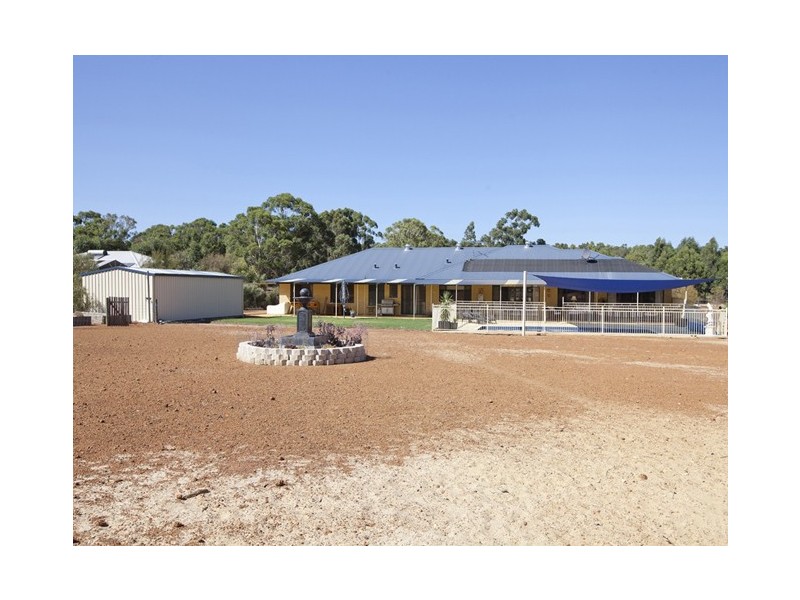 22 Arania Place, Bedfordale WA 6112