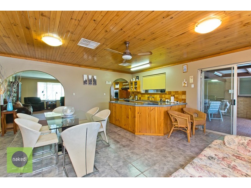 17 Parker Avenue, Mount Nasura WA 6112