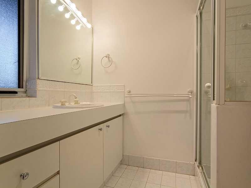 22 Rise Court, Mount Richon WA 6112