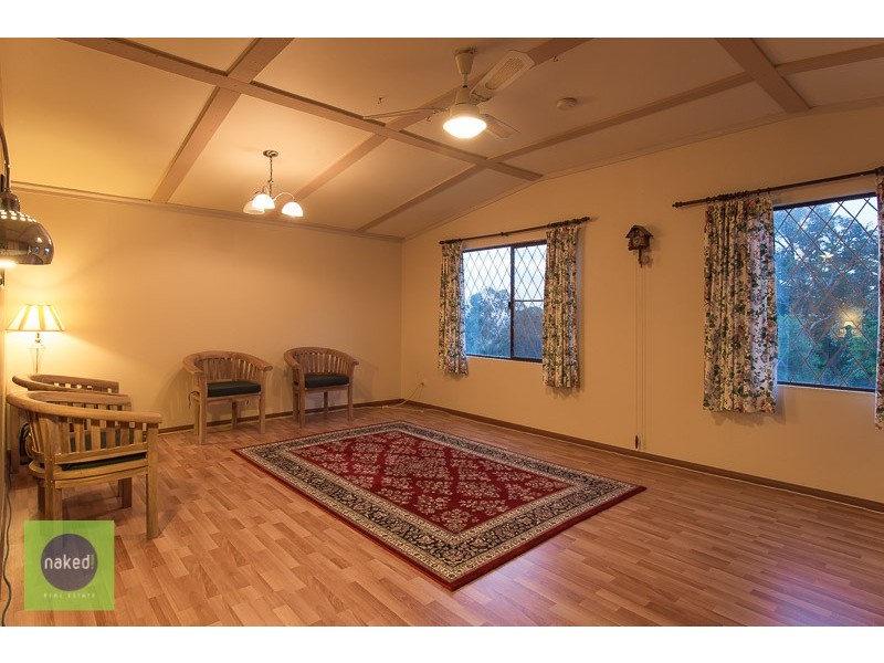 49 Canns Road, Bedfordale WA 6112