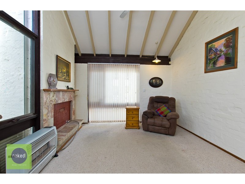 21 Paterson Road, Mount Nasura WA 6112