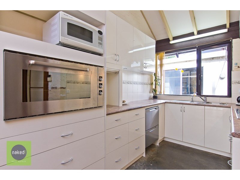 21 Paterson Road, Mount Nasura WA 6112